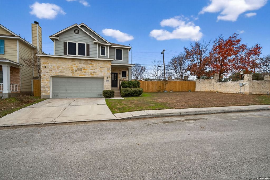 Photo of 21919 Goldcrest Run, San Antonio, TX 78260 (MLS # 1936299)