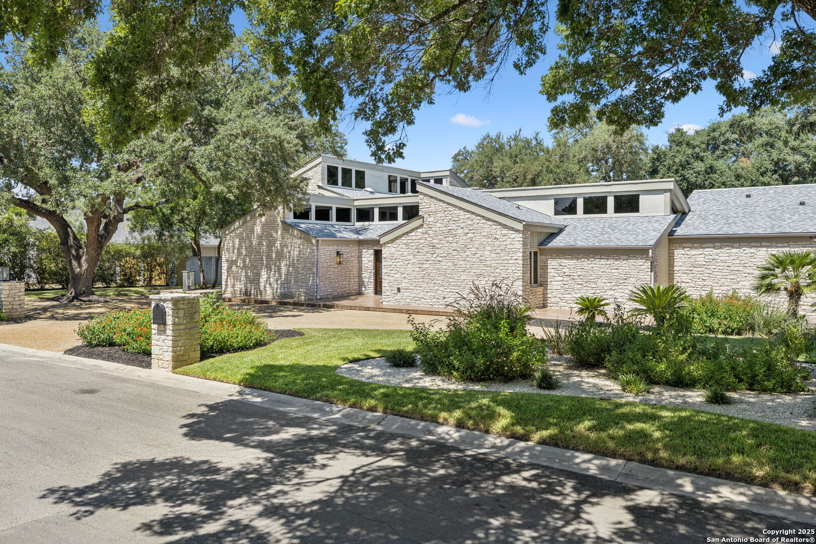 111 Wickford Way