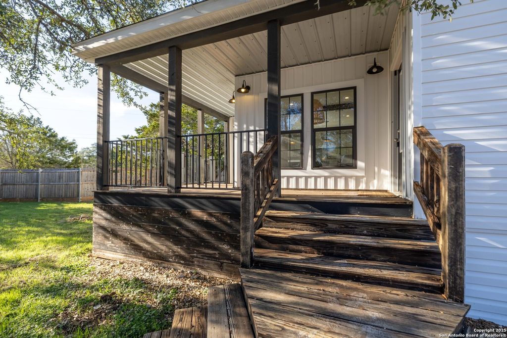 Photo of 2301 Wegner B #B, New Braunfels, TX 78132 (MLS # 1927134)