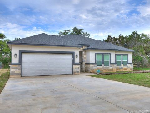 Property photo of 656 Fawn Dr, Spring Branch, TX 78070