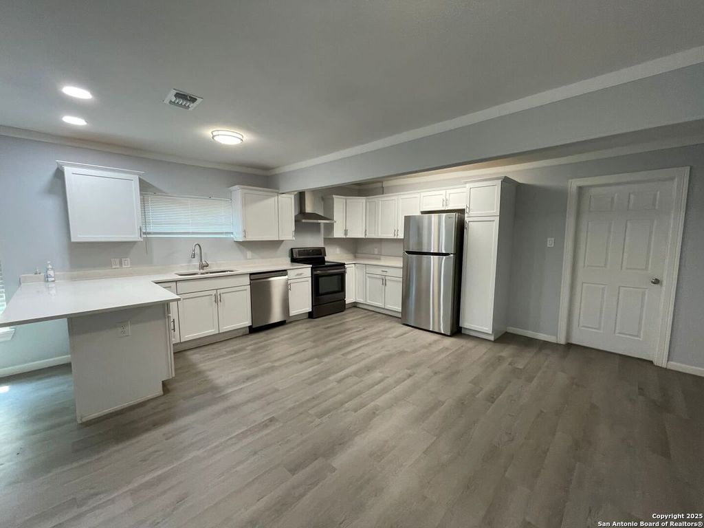 Photo of 2367 Burnet, San Antonio, TX 78202 (MLS # 1932390)