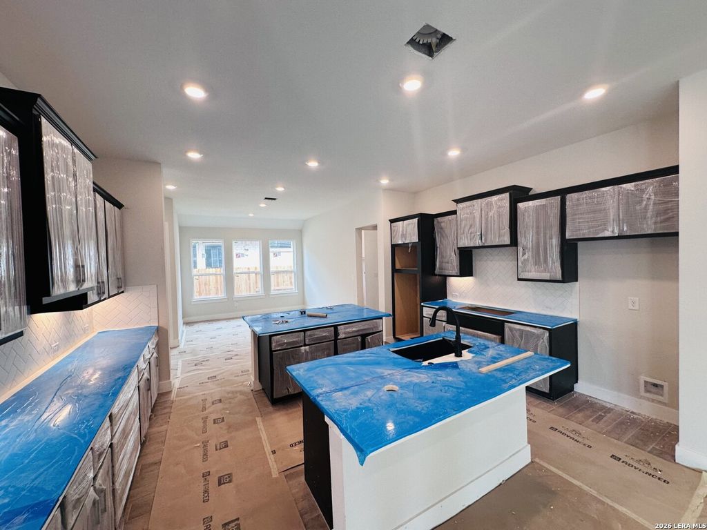 Photo of 3716 Moru Oak Drive, Seguin, TX 78155 (MLS # 1955807)