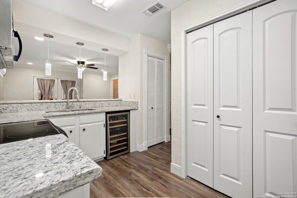 Photo of 5222 E ROLLING RIDGE DR, San Antonio, TX 78228 (MLS # 1857252)