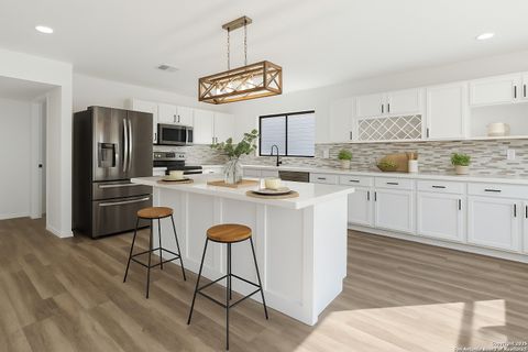 Photo of 404 Ashley Park Circle, Schertz, TX 78154 (MLS # 1936138)