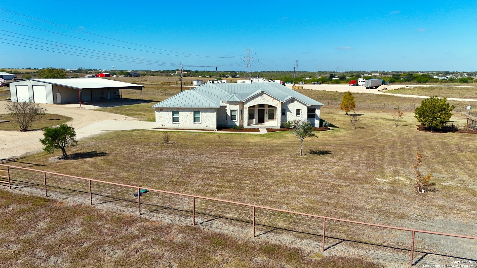 240 Glory Lane