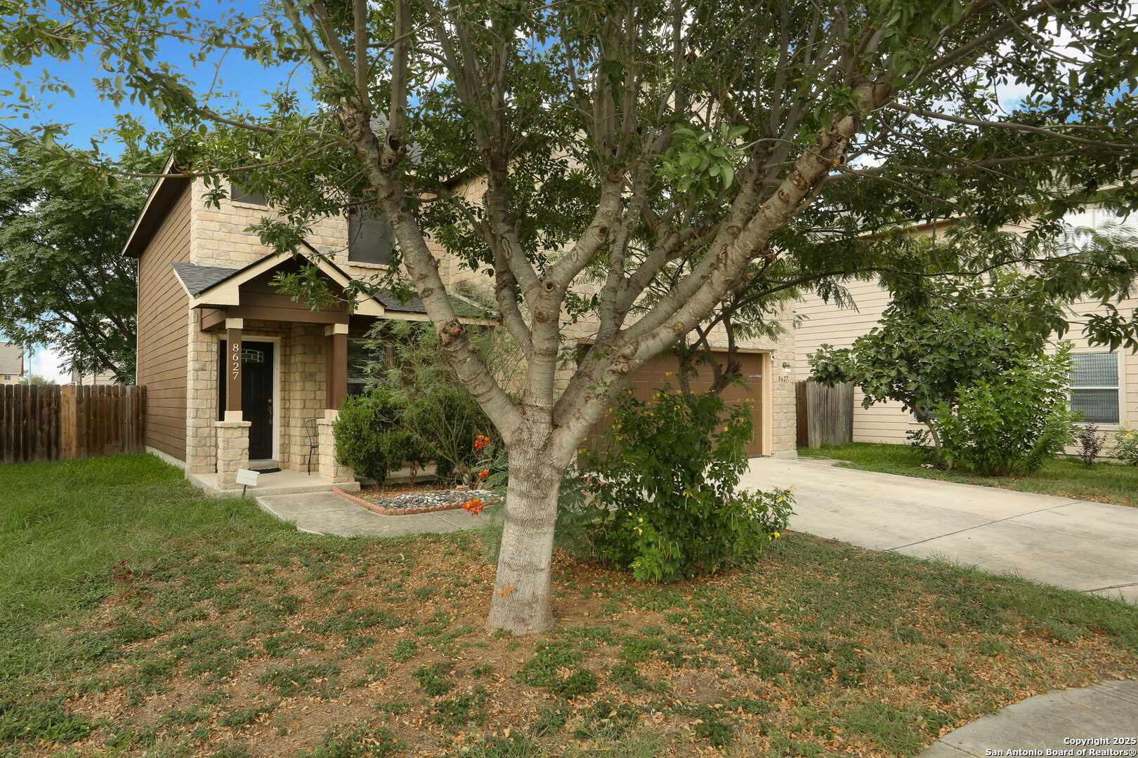 8627 Limpkin Court