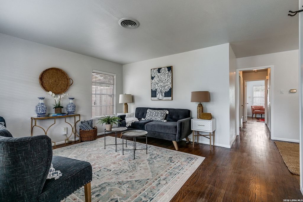 Photo of 1706 Corita, San Antonio, TX 78209 (MLS # 1936699)