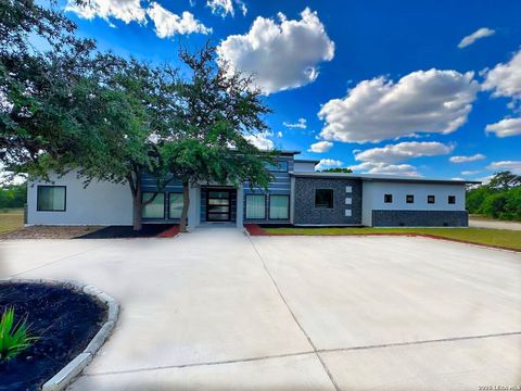 Photo of 31109 Windmill Lane, Bulverde, TX 78163 (MLS # 1965974)