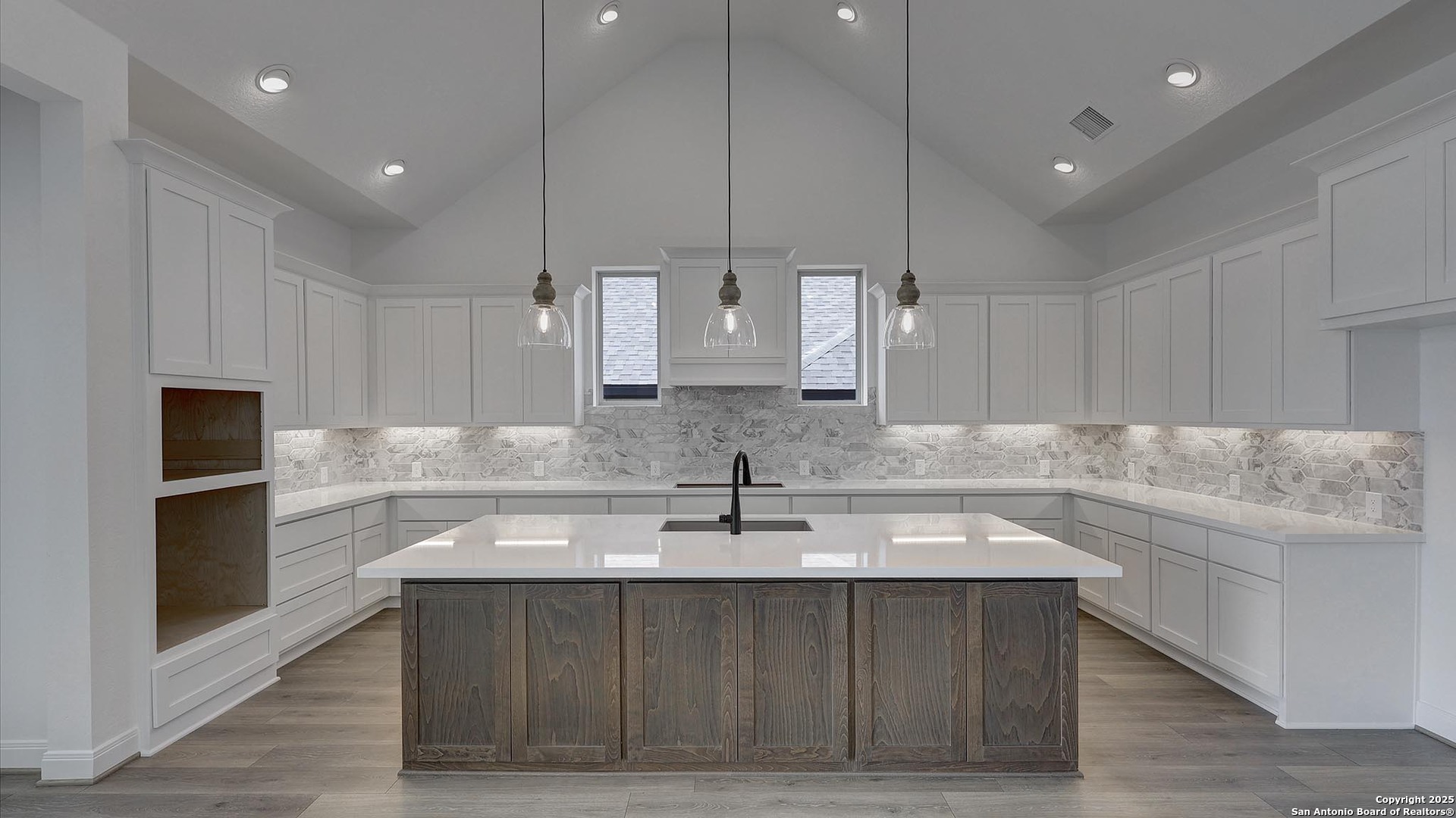 10036 Forelock Creek