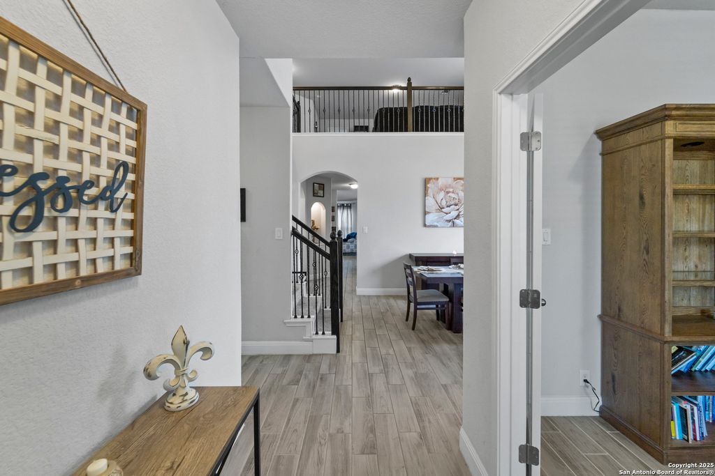 Photo of 229 Cansiglio, Cibolo, TX 78108 (MLS # 1899315)