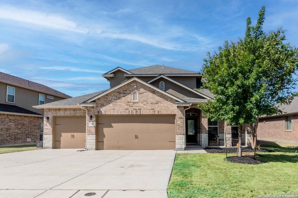 Photo of 229 Cansiglio, Cibolo, TX 78108 (MLS # 1899315)