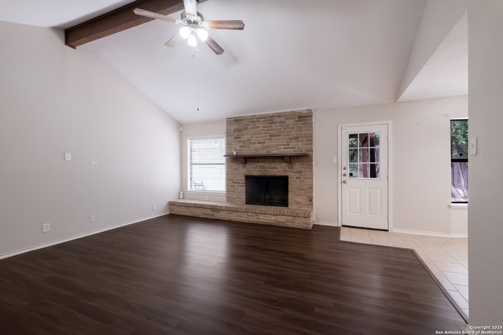 14304 Parkhurst