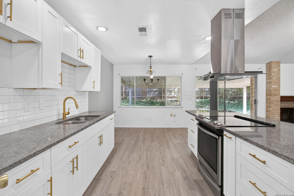 Photo of 10342 WINDBURN TRL, Converse, TX 78109 (MLS # 2024365)