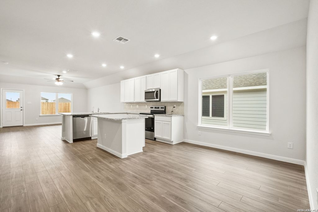 Photo of 1225 Sweden, Seguin, TX 78155 (MLS # 1930453)