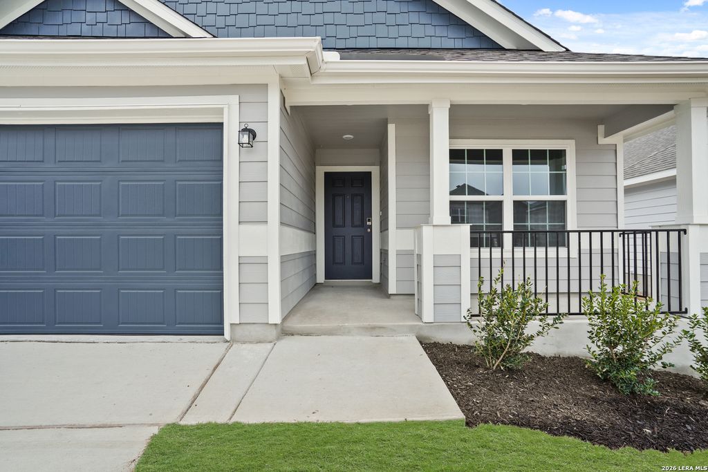 Photo of 1225 Sweden, Seguin, TX 78155 (MLS # 1930453)