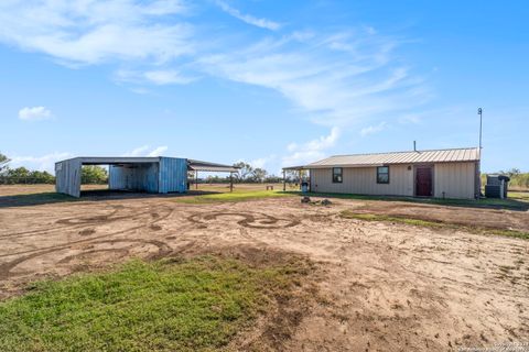 A home in Atascosa