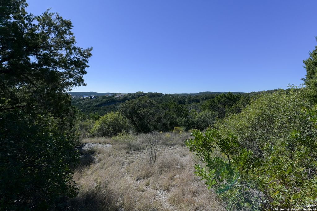 Photo of 11304 Condor Pass, Helotes, TX 78023 (MLS # 1928911)