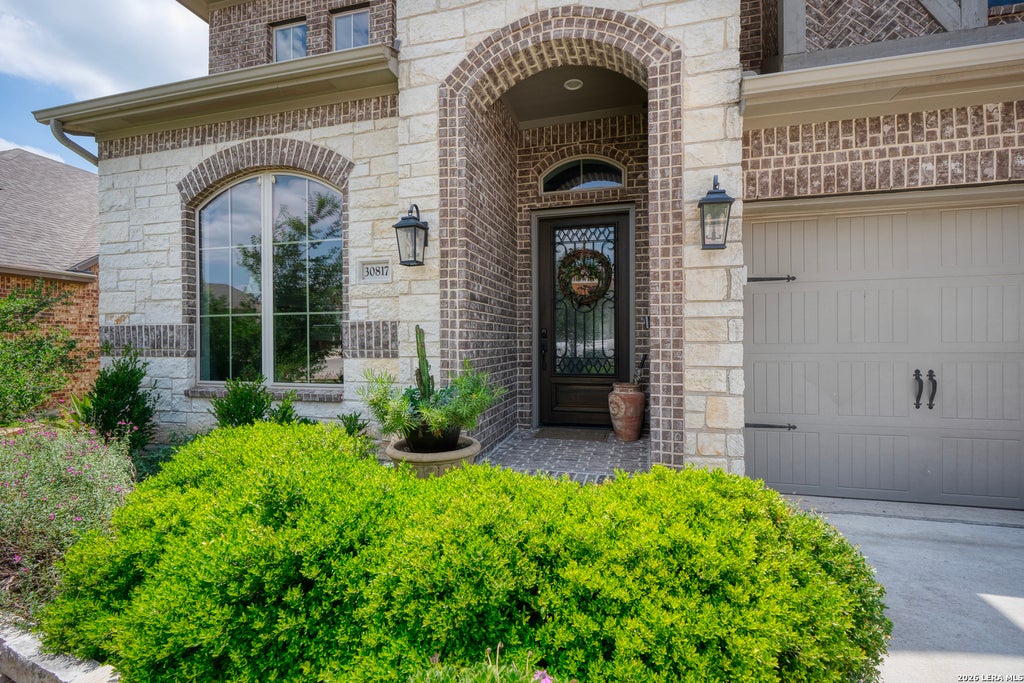 Photo of 30817 SILVERADO SPUR, Bulverde, TX 78163 (MLS # 1969225)