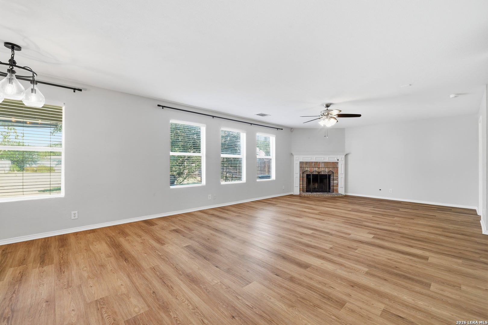 11907 Creek Peak