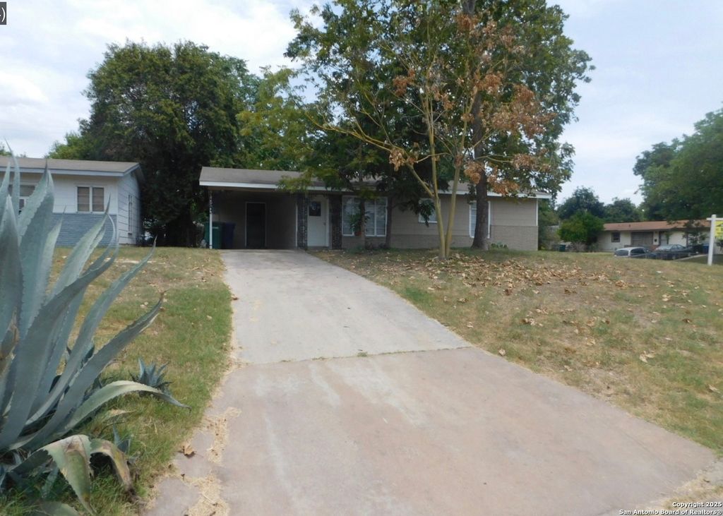 Photo of 130 Eastwood, San Antonio, TX 78220 (MLS # 1930286)