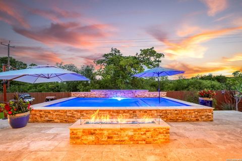 Photo of 31697 UNTRODDEN WAY, Bulverde, TX 78163 (MLS # 1961899)