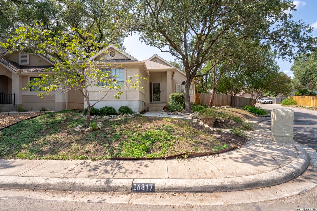 Photo of 16817 Brookwood, San Antonio, TX 78248 (MLS # 1954690)