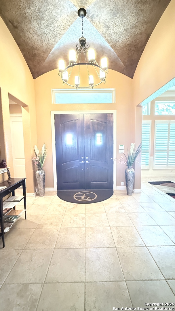 1542 MELANIE CIR