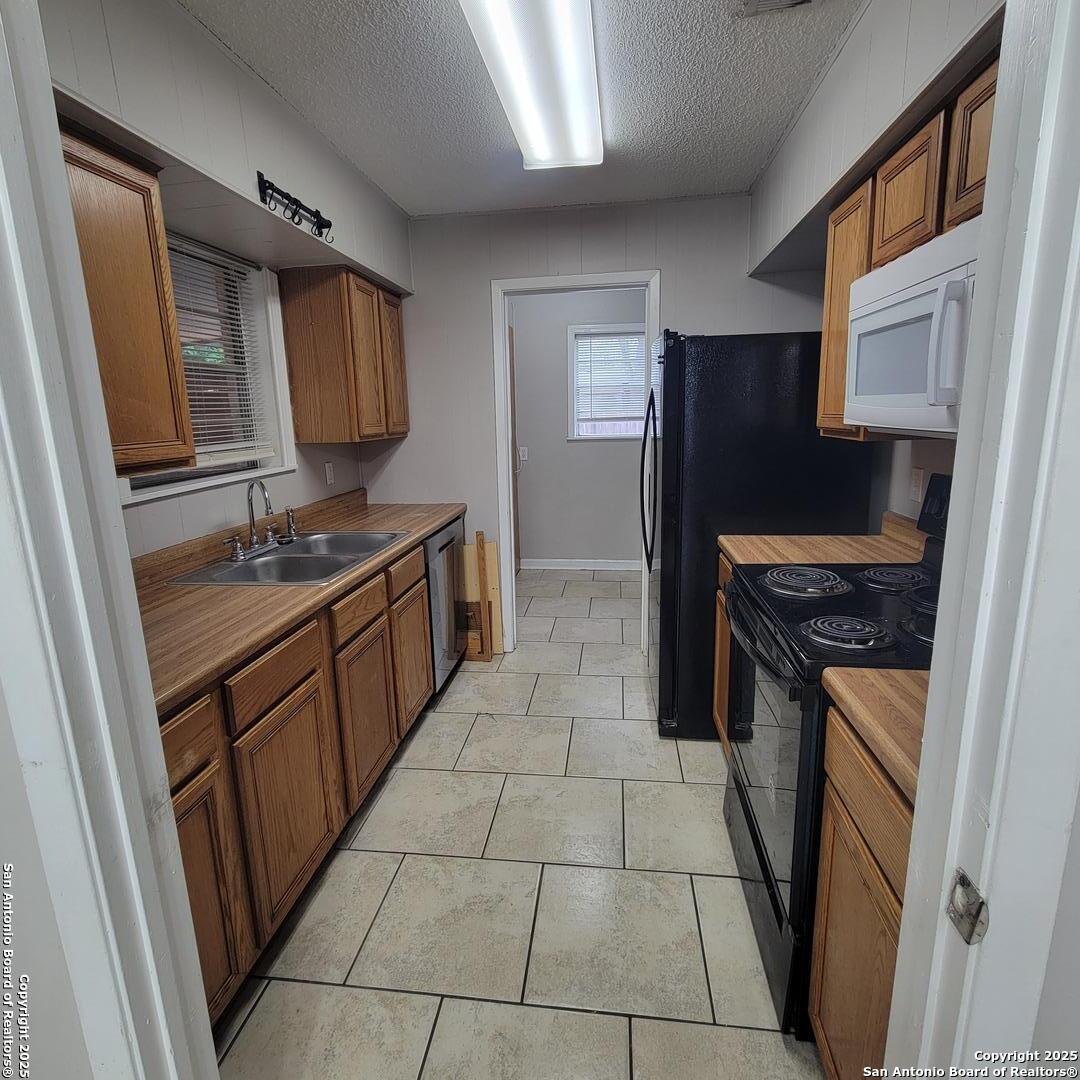 301 Greenlawn