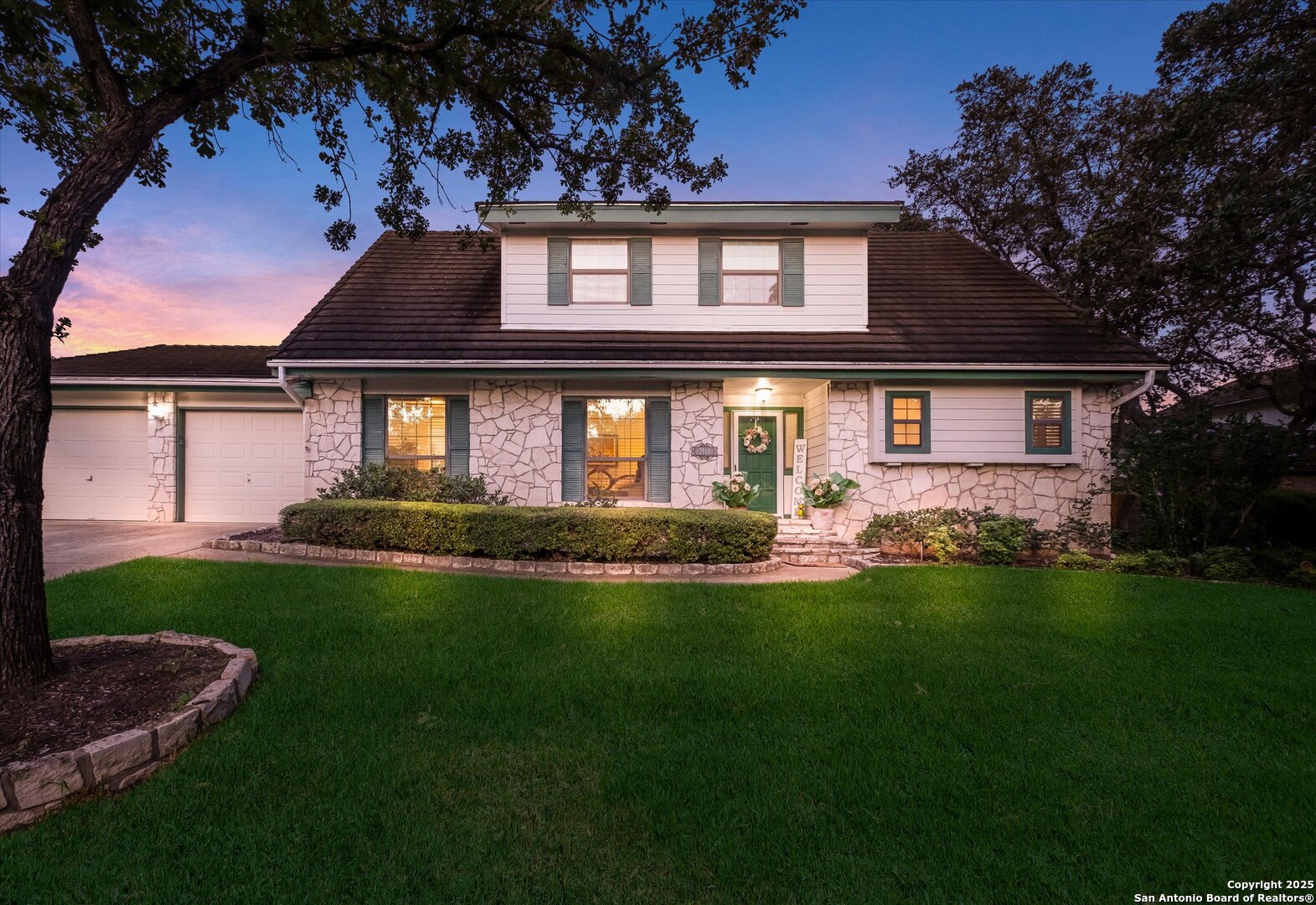 2118 Encino Loop