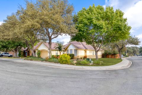 2608 Foresthaven New Braunfels TX 78132