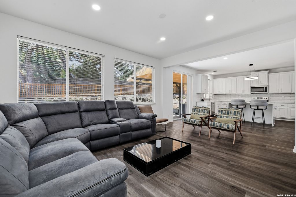 Photo of 52 Greens Shade, San Antonio, TX 78216 (MLS # 1944634)