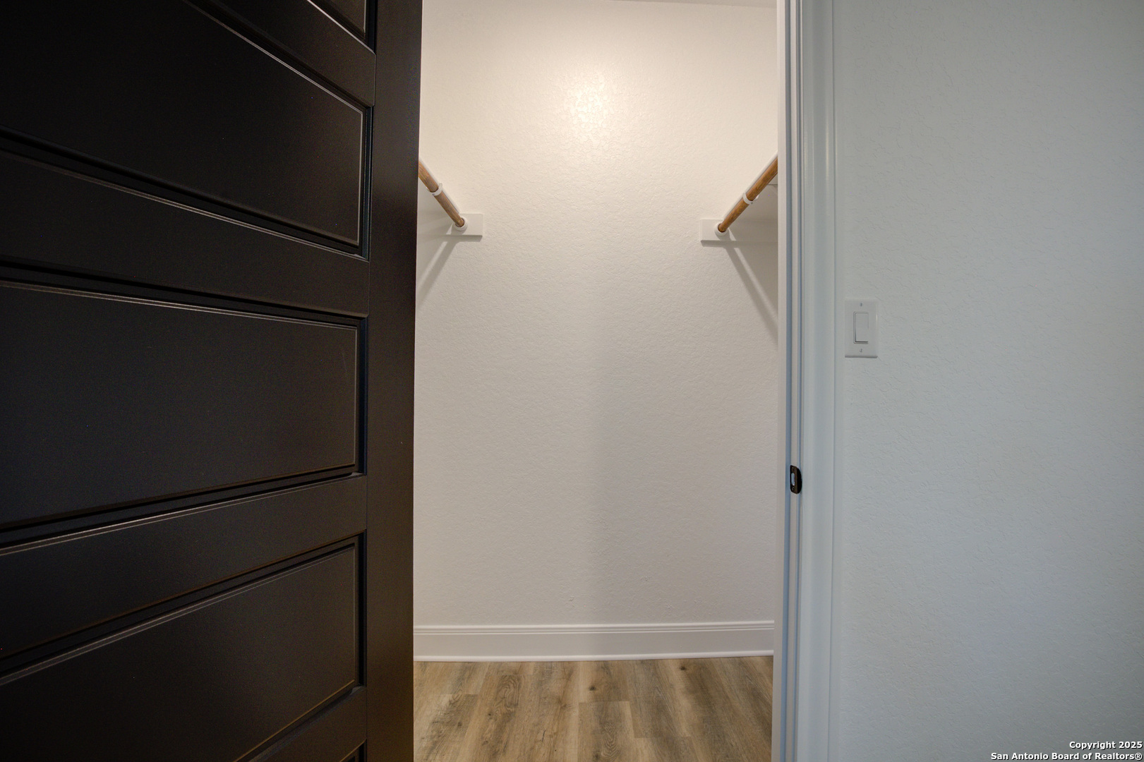 Wimberley, Texas 78676, United States, 3 Bedrooms Bedrooms, ,2 BathroomsBathrooms,Residential,Active,246618