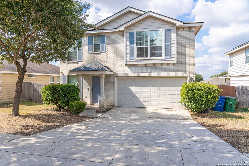 Photo of 423 Golden Walk, San Antonio, TX 78227 (MLS # 1915069)