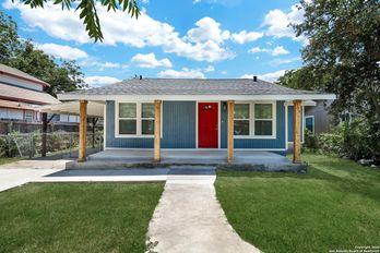 Single Family Residence at 1938 W Ashby Pl