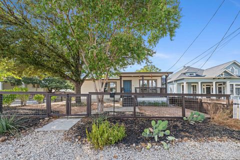 1103 N Olive San Antonio TX 78202