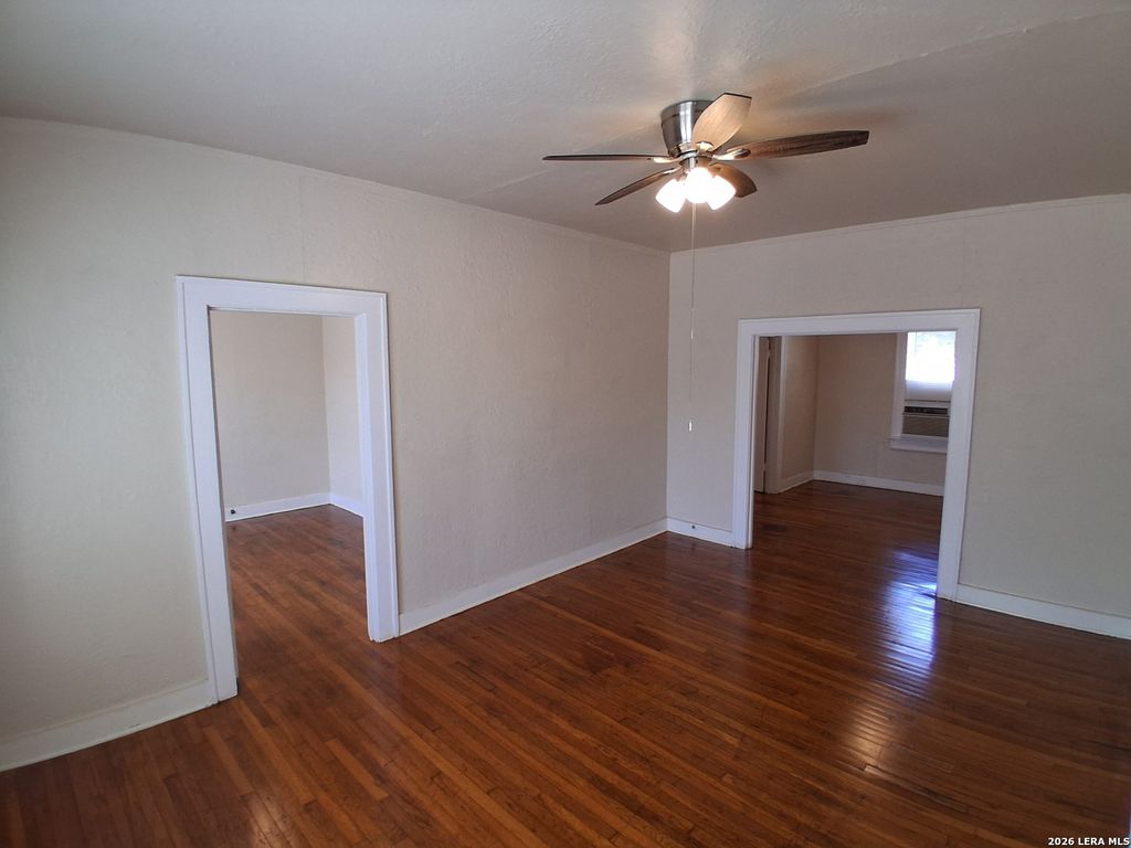 Photo of 127 W Magnolia Ave 3 #3, San Antonio, TX 78212 (MLS # 1954576)