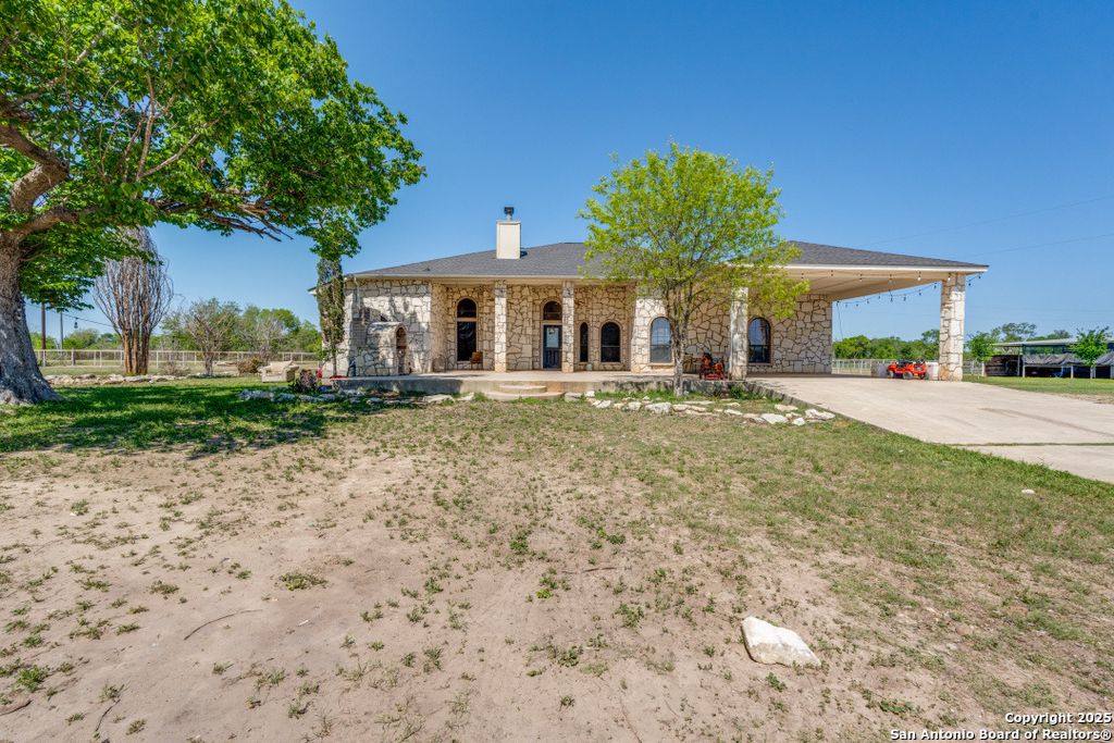 Photo of 10023 Fm 1303, Floresville, TX 78114 (MLS # 1858255)