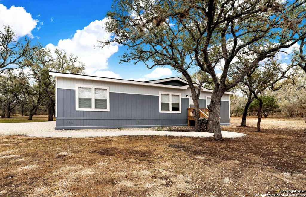 Photo of 215859 Lh 37, Pleasanton, TX 78064 (MLS # 1922181)