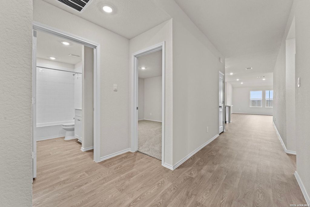 Photo of 3112 Palm Springs, Seguin, TX 78155 (MLS # 1944334)