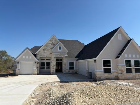 229 Raven Road Castroville TX 78009