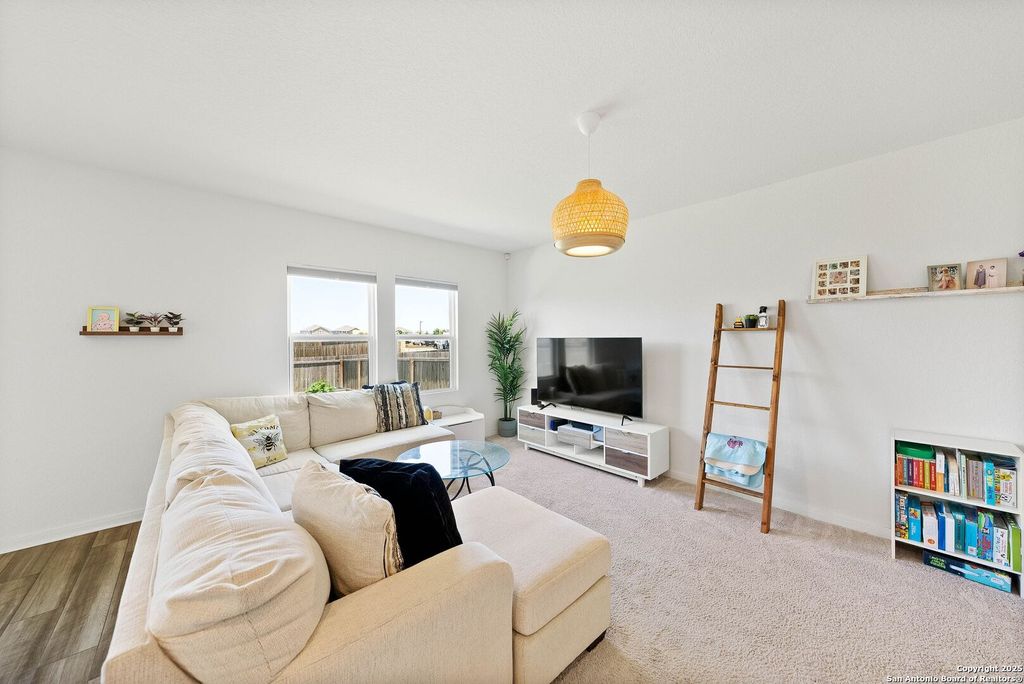 Photo of 14407 Elkhorn, San Antonio, TX 78253 (MLS # 1925784)