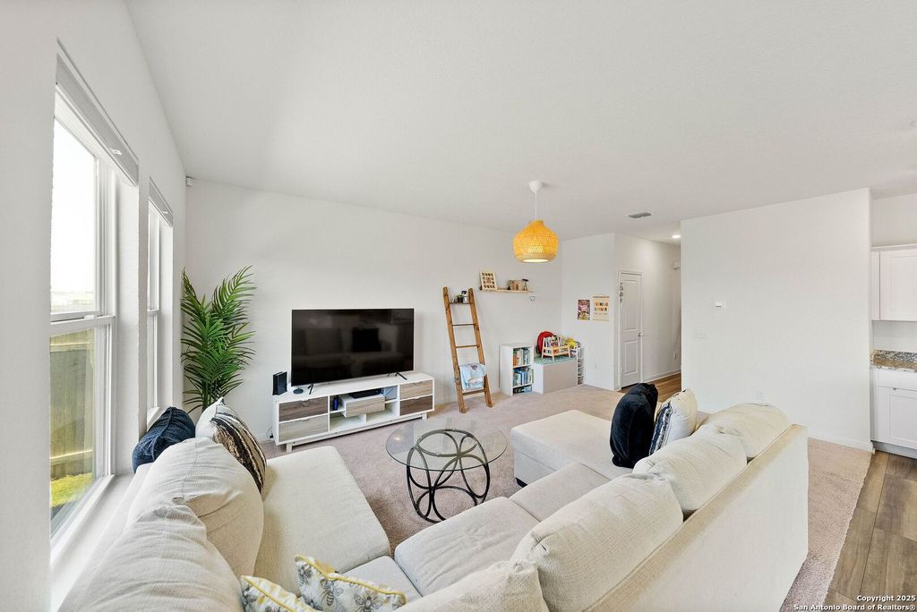 Photo of 14407 Elkhorn, San Antonio, TX 78253 (MLS # 1925784)