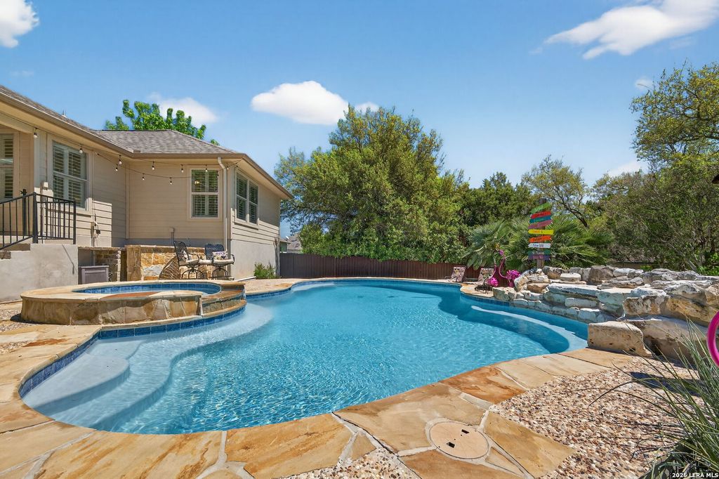 Photo of 9514 Potters Pt, Helotes, TX 78023 (MLS # 1956034)