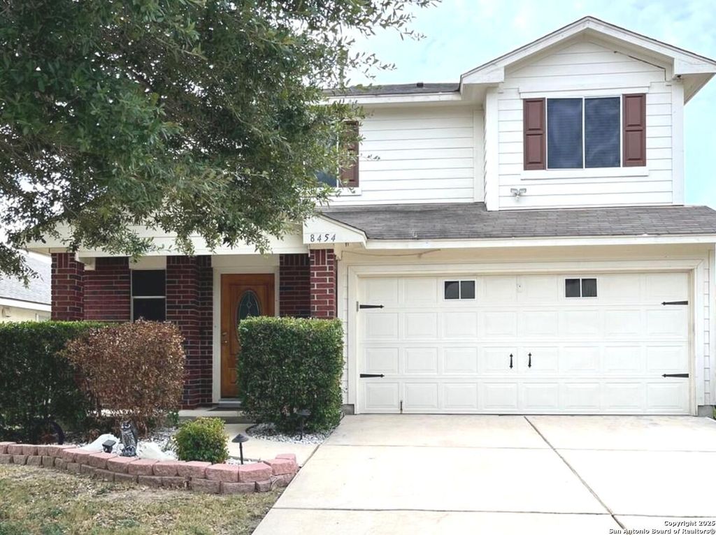 Photo of 8454 Blackstone Cv, Converse, TX 78109 (MLS # 1929619)