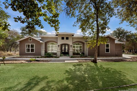 22580 Priest Elmendorf TX 78112