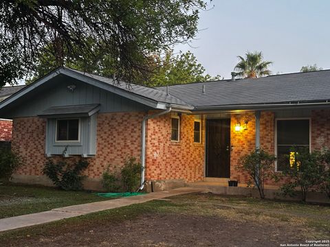 5910 Rimkus Leon Valley TX 78238