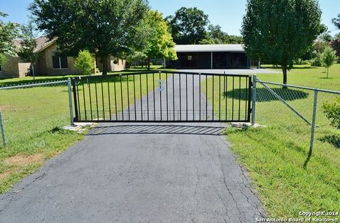 2767 Haeckerville Cibolo TX 78108