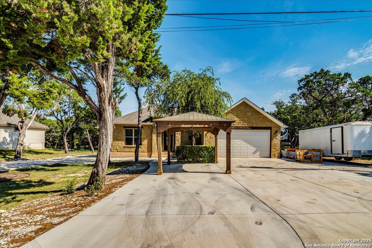 267 Eagle Rock