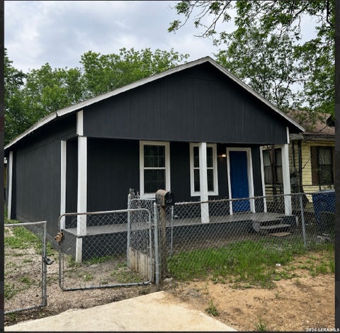 Property photo of 1204 Rivas St, San Antonio, TX 78207