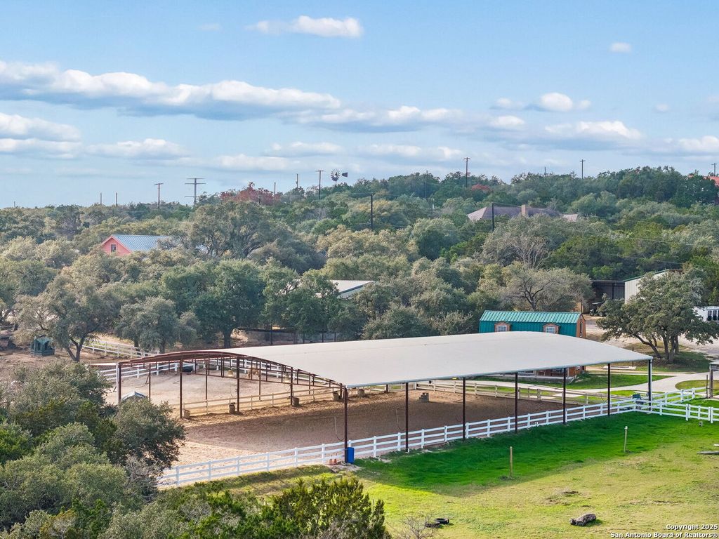 Photo of 430 Stoney Ridge, Bulverde, TX 78163 (MLS # 1930174)